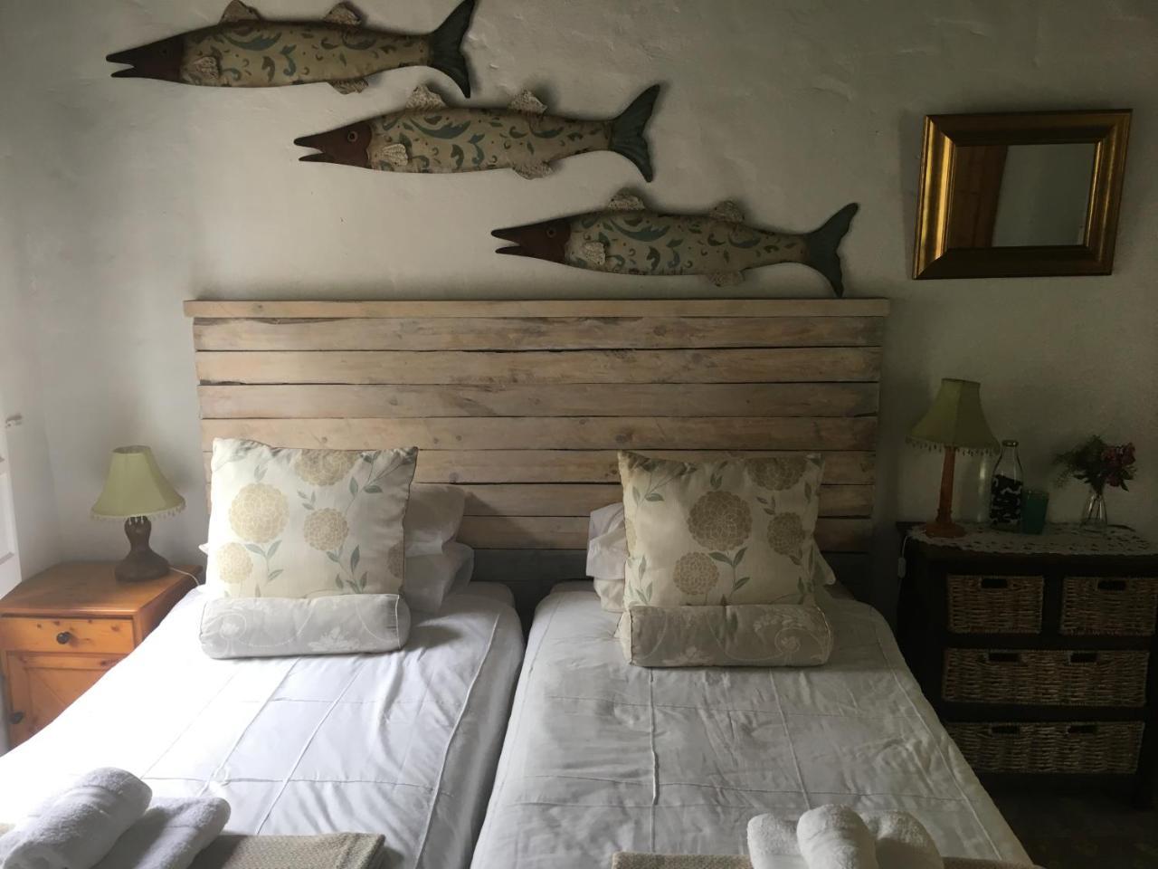 Carneddie Cottage - Main Bredasdorp Bagian luar foto